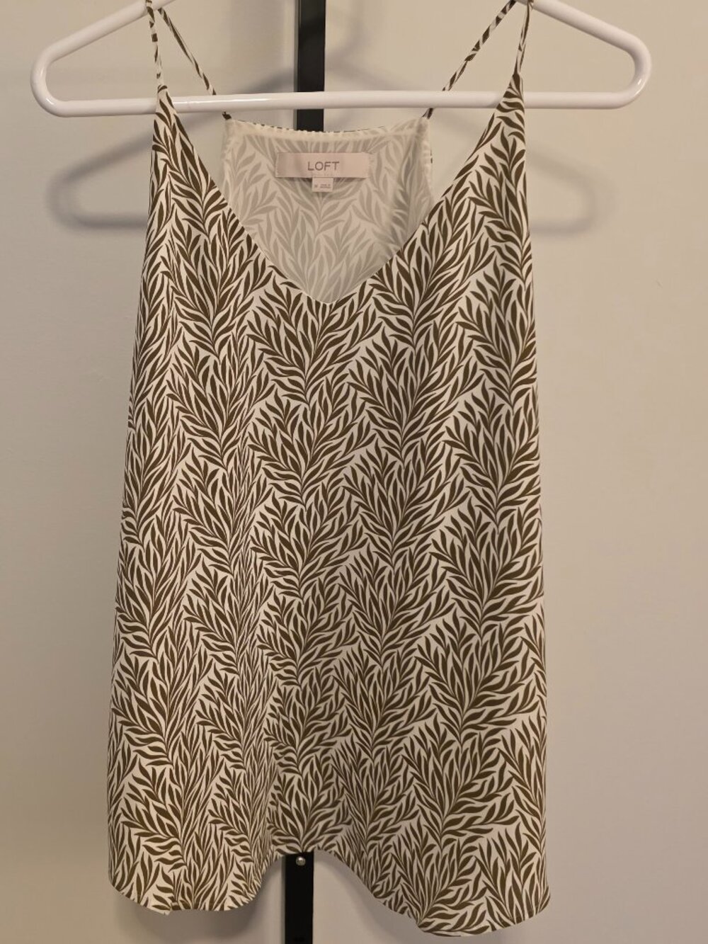 Loft Outlet Tank Top - Picture 3 of 7